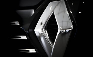 Renault wstrzymuje produkcję we wszystkich zakładach poza Chinami i Koreą Płd.