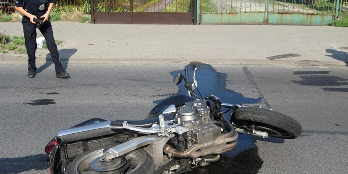 Motocyklista zginął w wypadku w Domaszkowie.
