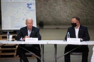 Prezydent Duda powitał Joe Bidena. Spotkali się z organizacjami pomagającymi uchodźcom