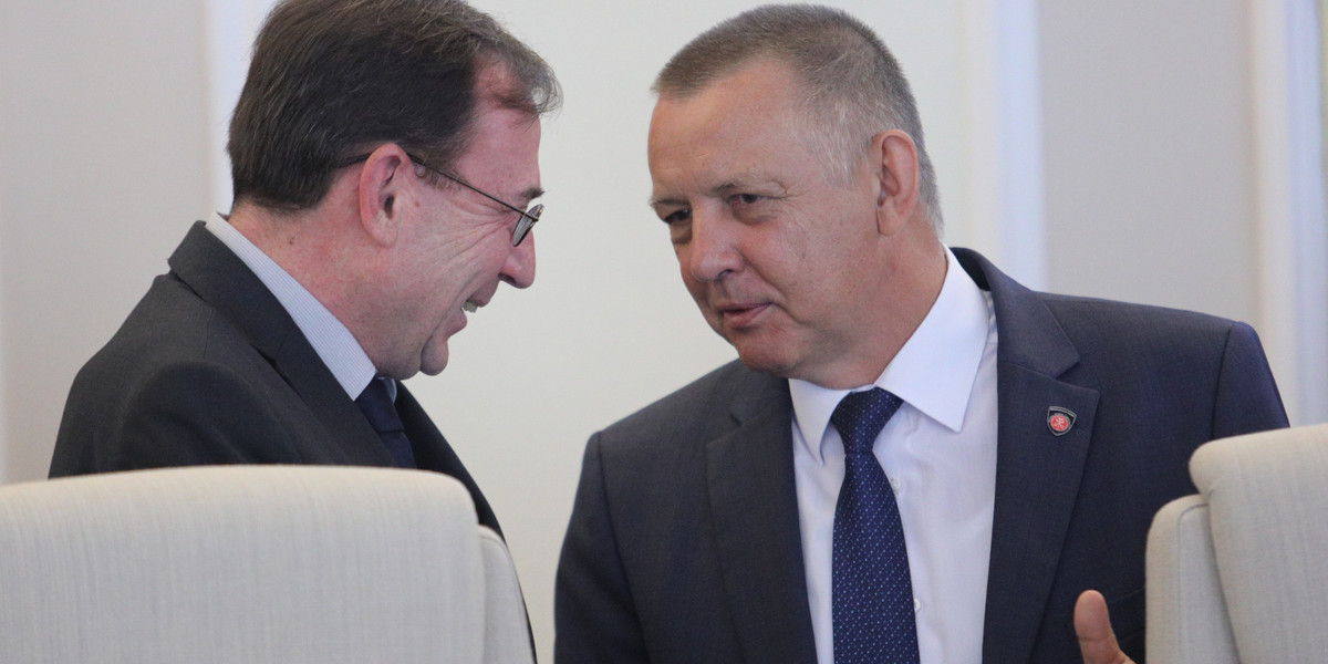 Prezydent oczekuje od odpowiednich służb państwa, żeby wyjaśnić sprawę szefa NIK Mariana Banasia - powiedział rzecznik Andrzeja Dudy. 