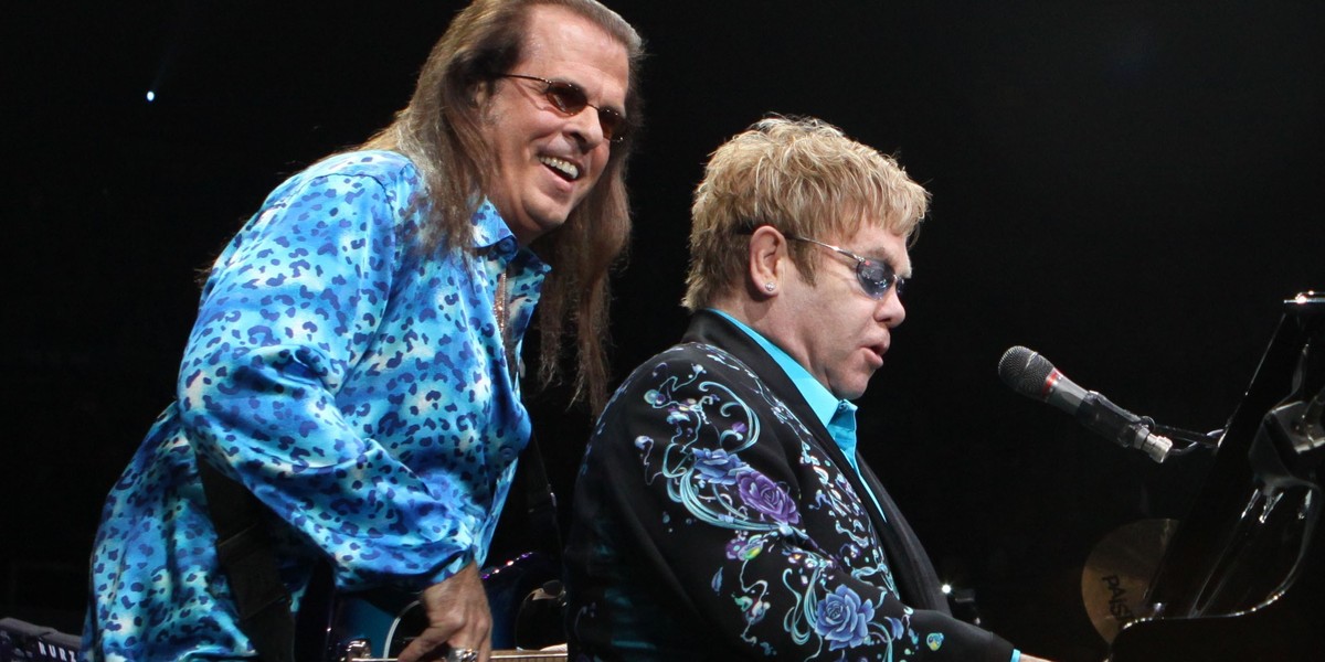 Robert Wayne Birch i Elton John