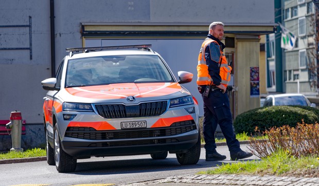 Švajcarska policija - Ilustracija