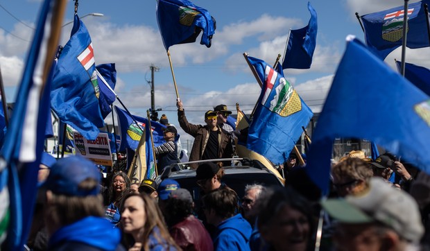 Pristalice referenduma u Edmontonu u Alberti, Kanada