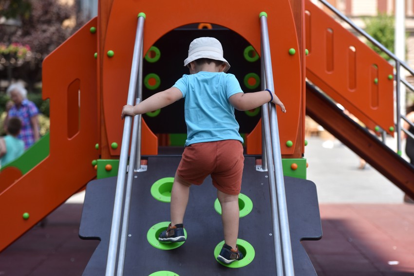 "Jedincu će biti teže da ulazi u razmene sa drugima nego detetu koje je raslo sa braćom i sestrama", kaže psiholog