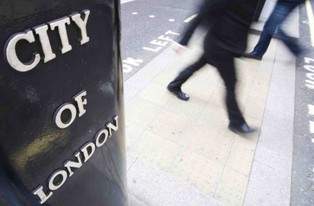 Oxfam alarmuje: Firmy muszą zwiększyć zarobki. 20 proc. Brytyjczyków żyje poniżej progu ubóstwa