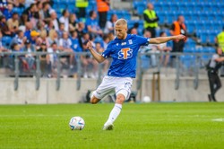 Piłkarz Lecha Poznań nie poleciał na zgrupowanie kadr, bo został ojcem