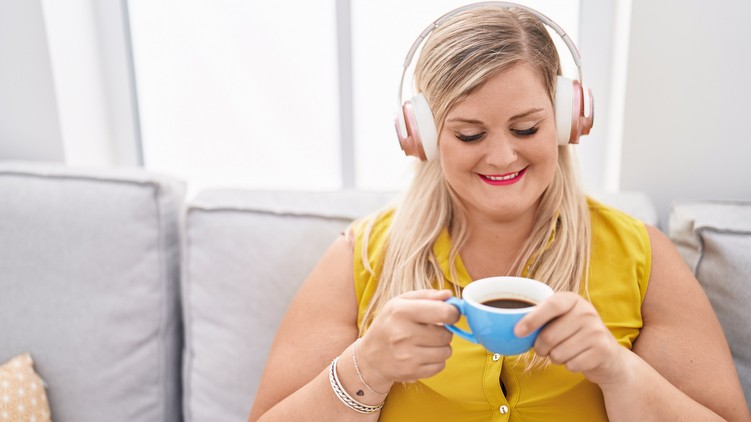 pajzsmirigybeteg, ihat kávé, koffein, hormonzavar