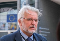 Waszczykowski: To wojna Rosji z Ukrainą. Potrzeba sankcji które totalnie wykluczą Rosjan z naszej cywilizacji