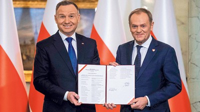 Tusk rozlicza PiS. Koalicja rozpoczęła rządy z impetem