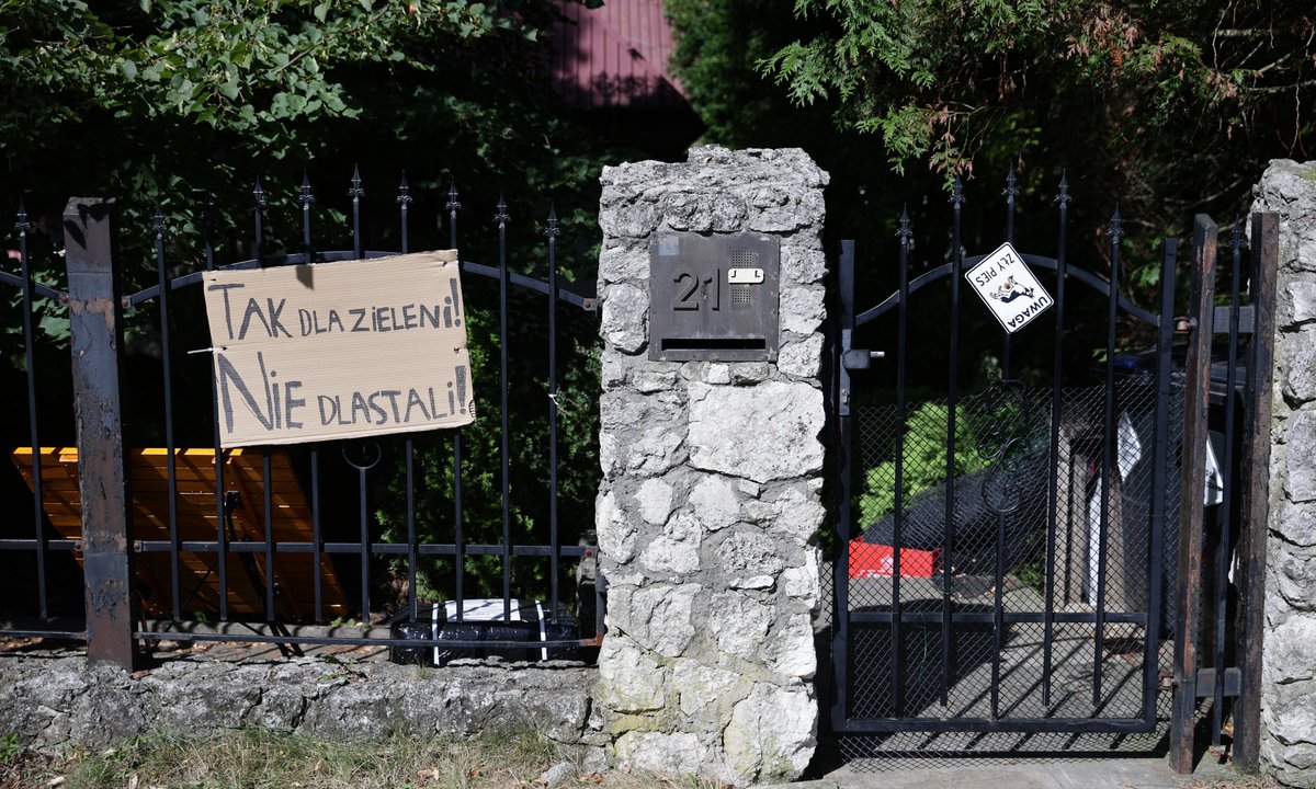 30-metrowy maszt ma wyrosnąć w luksusowej dzielnicy Krakowa. "Zaburzy charakter"