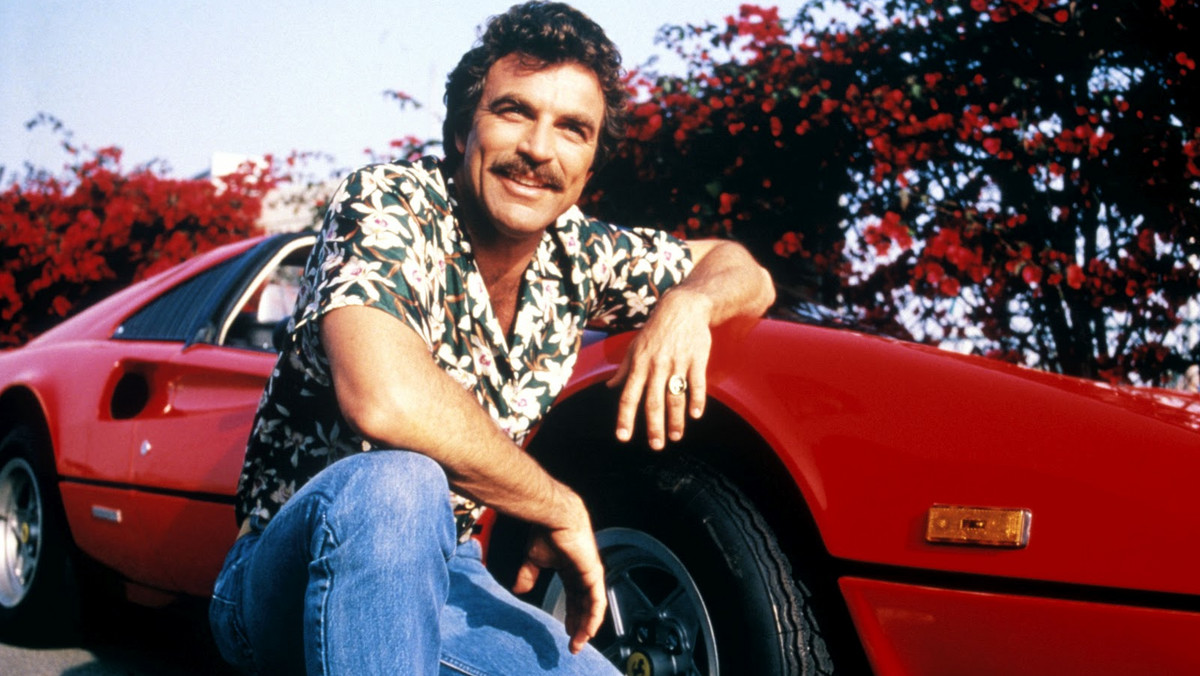 Tom Selleck, czyli pamiętny Thomas Magnum z popularnego w latach 80. serialu, właśnie skończył 70 lat. Mimo że na ekranie możemy go oglądać ponad cztery dekady, aktor wciąż cieszy się sporą popularnością.