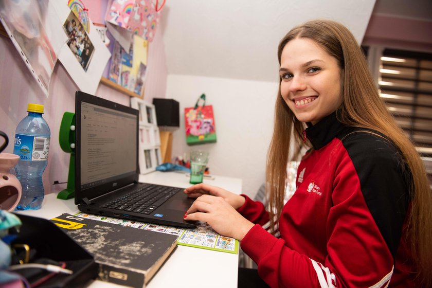 Julia Wojciechowska (17l.) licealistka z Bytomia uprawia akrobatykę powietrzną