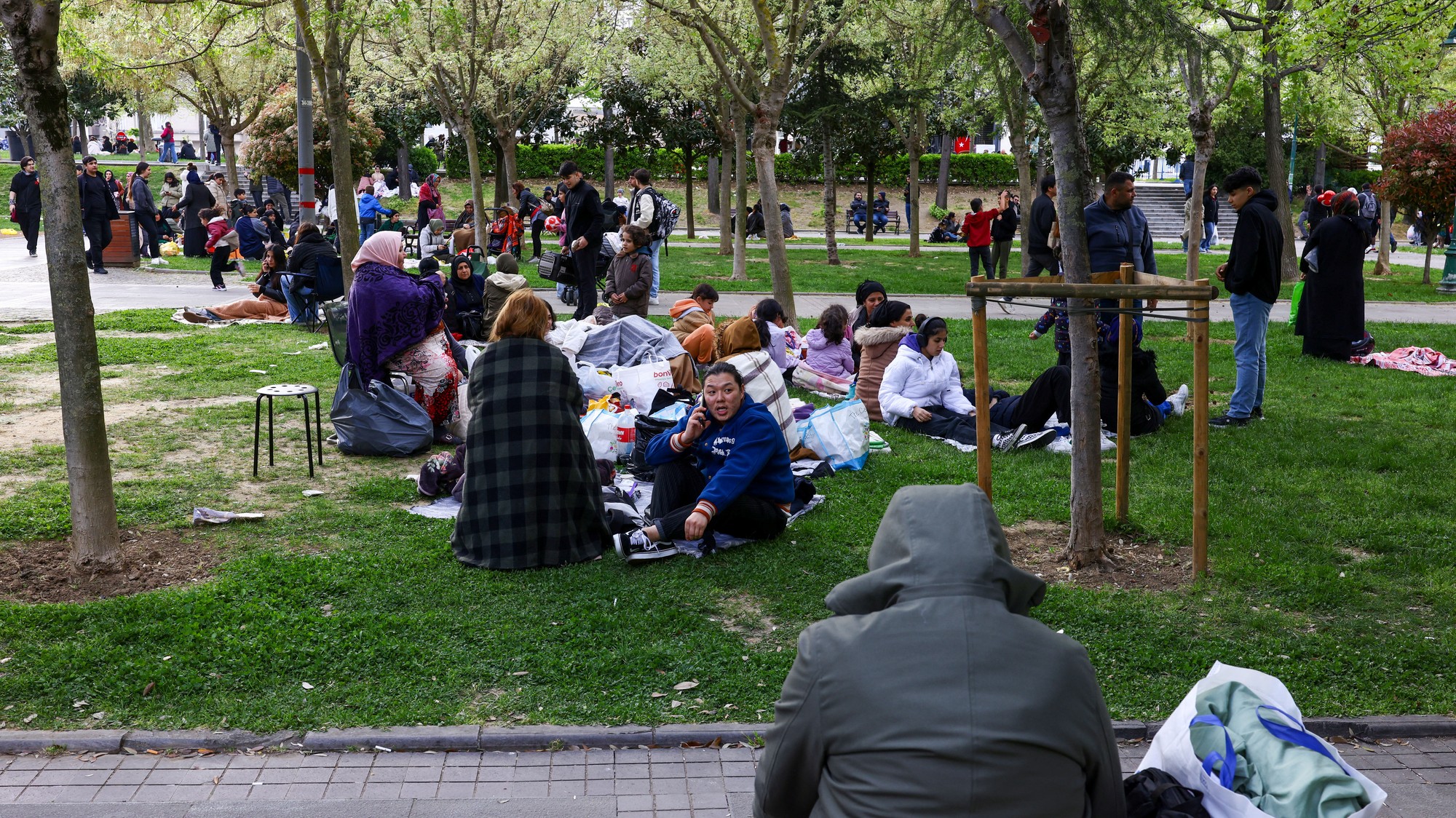 Následky zemetrasenia v Istanbule, REUTERS/Umit Bektas