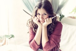 Przedświąteczny dół emocjonalny. Jak się przed tym bronić?