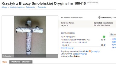 Krzyżyki z brzozy smoleńskiej do kupienia na aukcjach internetowych