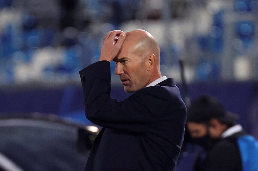 Zinedine Zidane ma w ostatnich dniach nad czym myśleć. Jego Real gra słabo