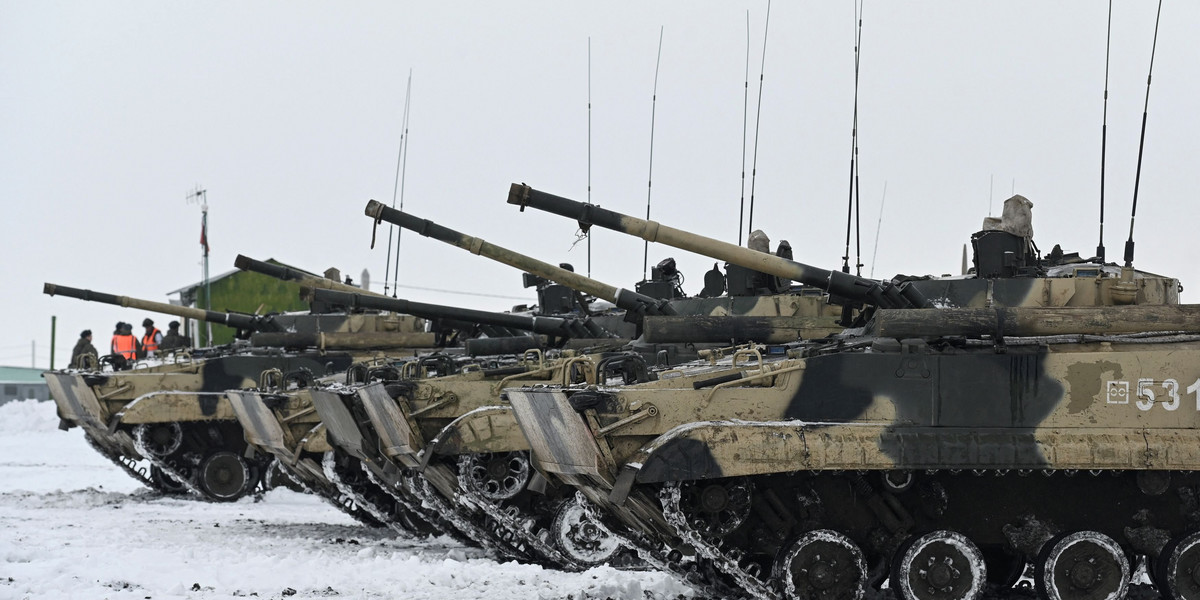 Rosjanie odrzucili żądanie wycofania swych wojsk znad granicy z Ukrainą.
