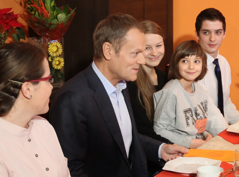 Premier zjadł uroczyste śniadanie. Był również czas na pogawędki. Szef rządu miał okazję porozmawiać z siostrami, które napisały do niego list