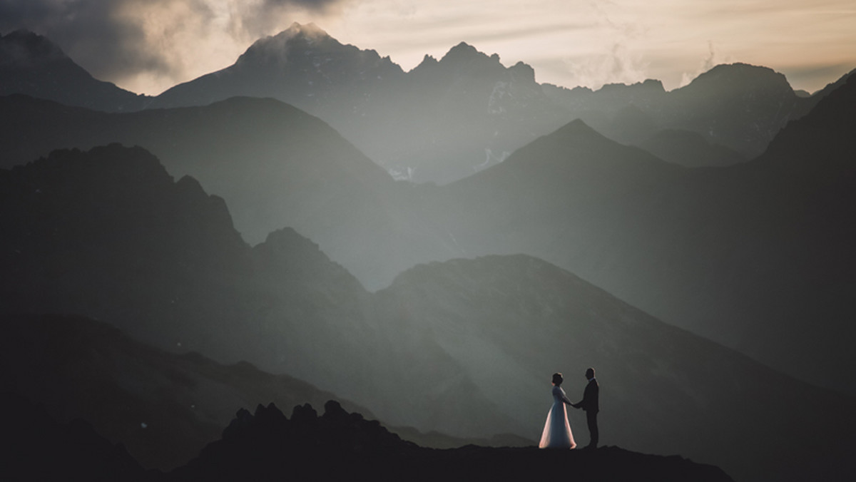 International Wedding Photographer Of The Year: Polski fotograf zajął 2. miejsce w kategorii "Epic location"