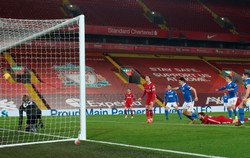 Sensacyjna porażka Liverpoolu z zespołem Modera i Karbownika