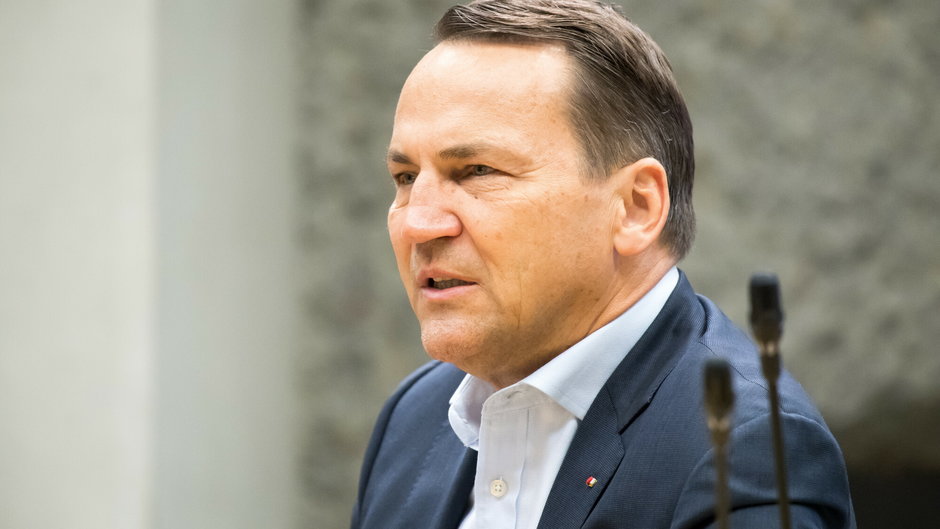 Ustawa przeciw TVN. Sikorski: PiS otwiera nową wojnę