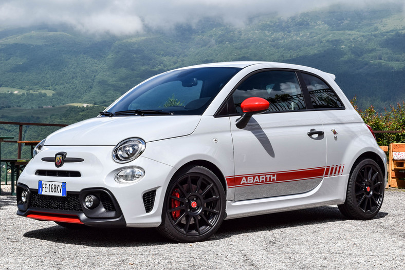 Abarth 595 Competizione