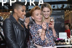 Podpatrzone u gwiazd: baby face makijażowym hitem jesieni!