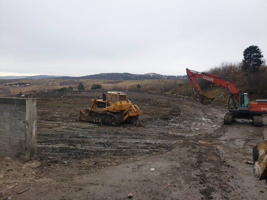 Ovako danas izgleda deo deponije do magistralnog puta