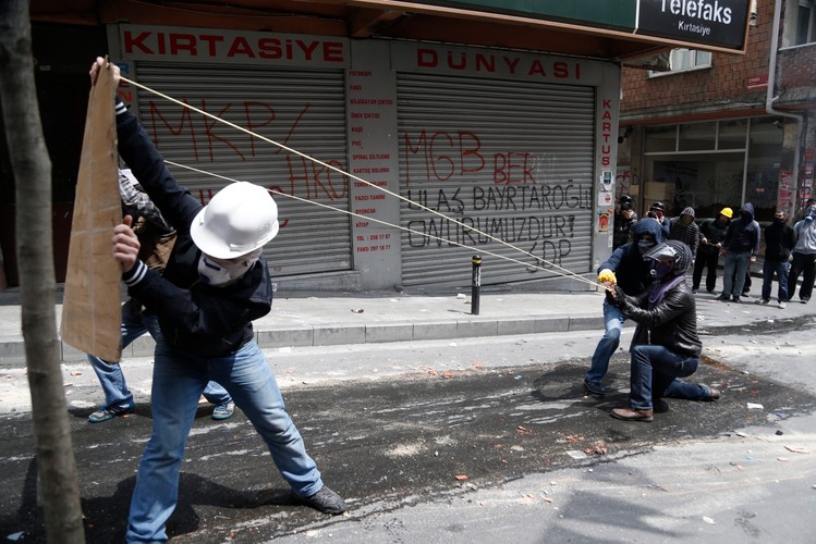 Zamieszki 1 maja w Stambule w Turcji