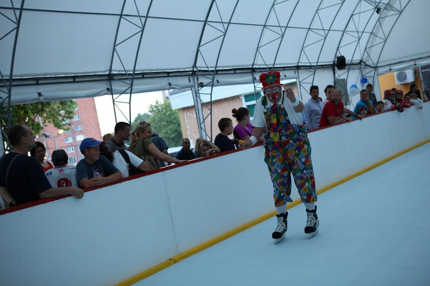 Na klizalištu će biti organizovani i različiti sadržaji - rođendani, predstave.....