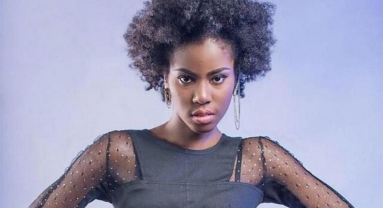 MzVee