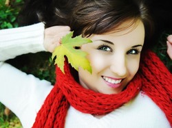 Szale, szaliki, szaliczki i inne... Jak i czym modnie otulić szyję w tym sezonie?