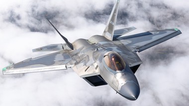 f-22 gotów do ataku. usa chcą udoskonalić legendarny myśliwiec