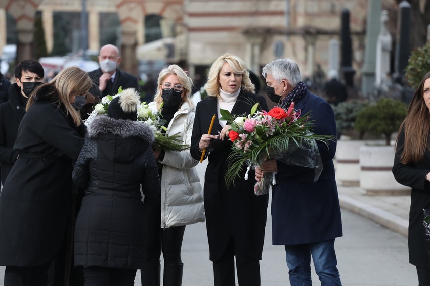 Novo groblje sahrana Ksenija Vučić