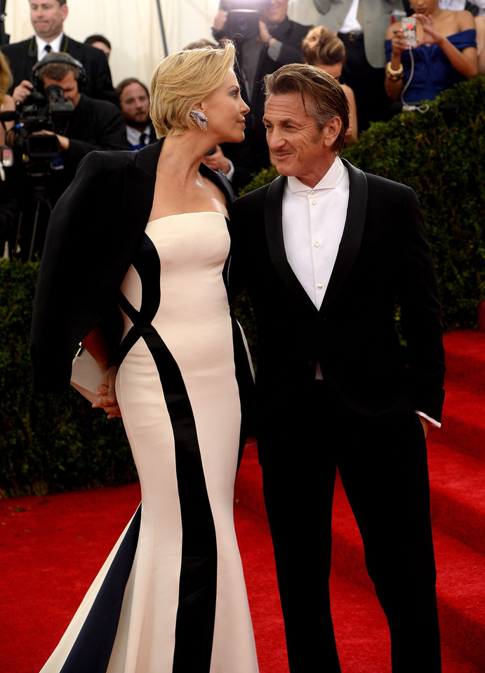 Charlize Theron i Sean Penn (2014)