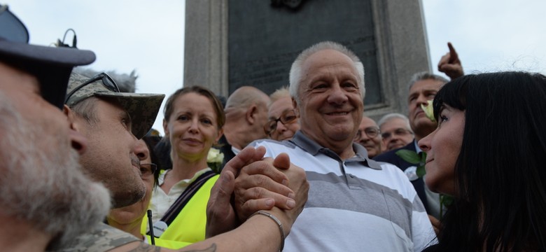 Stefan Niesiołowski dla "Gazety Wyborczej": dyktatury upadają bez użycia siły