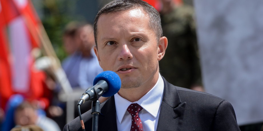 Tomasz Zdzikot, nowy prezes Poczty Polskiej, wcześniej sekretarz stanu w MON i podsekretarz stanu w MSWiA