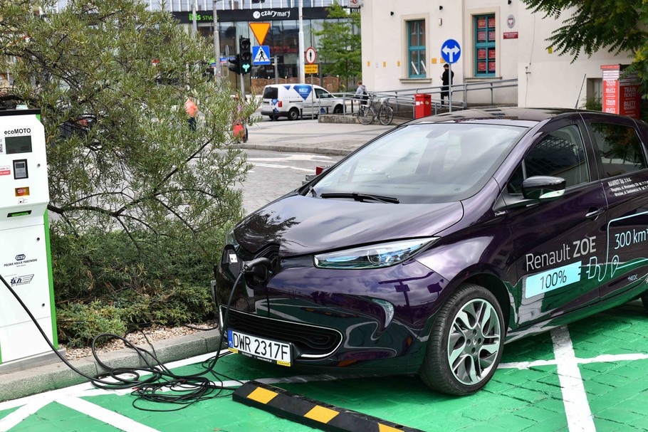 Najpopularniejsze samochody elektryczne nie dostaną dopłat