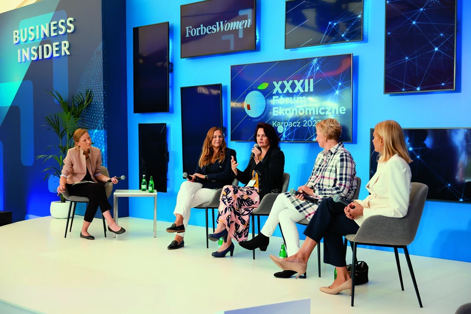Kobiety w zarządach: (od lewej): Agnieszka Filipiak, Małgorzata Dobies-Turulska (IKEA Industry), Monique Clúa Braun (Novartis), Justyna Orzeł (Carrefour), Katarzyna Byczkowska (BASF).