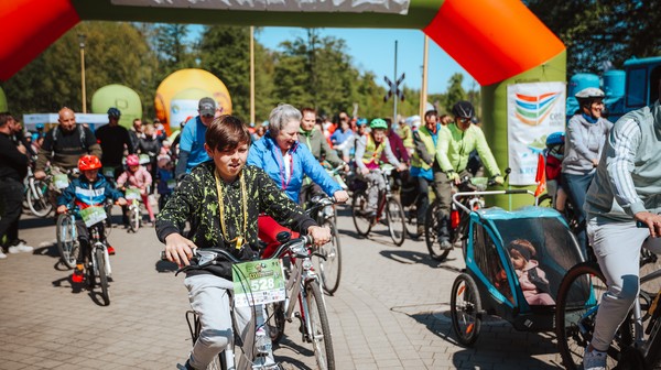 Rajd ma charakter sportowego święta dla całych rodzin i nie jest wyścigiem. 