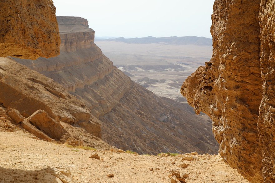 Pustynia obok twierdzy Masada nad Morzem Martwym