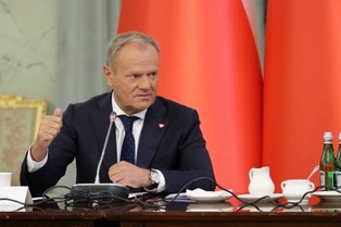 Rada Gabinetowa to nie jest substytut rządu czy parlamentu. Tusk mówi wprost