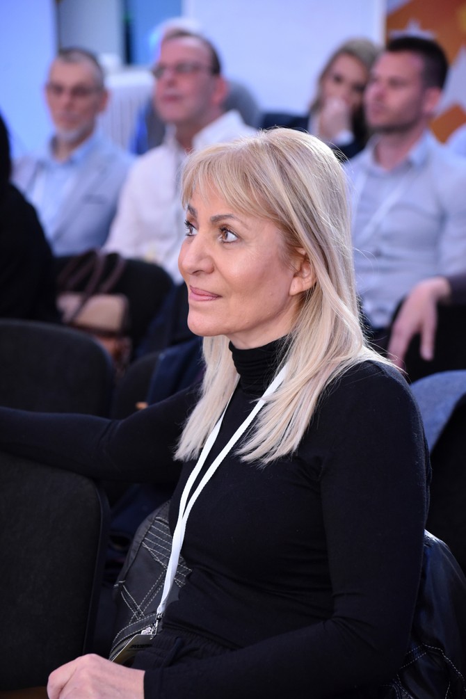 Ana Pešikan, žiri Prosvetitelj