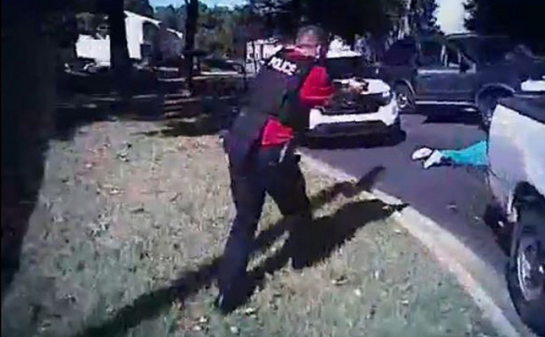 Charlotte: Policja pokazała wideo z akcji, podczas której zastrzelono mężczyznę. DRAMATYCZNE NAGRANIE