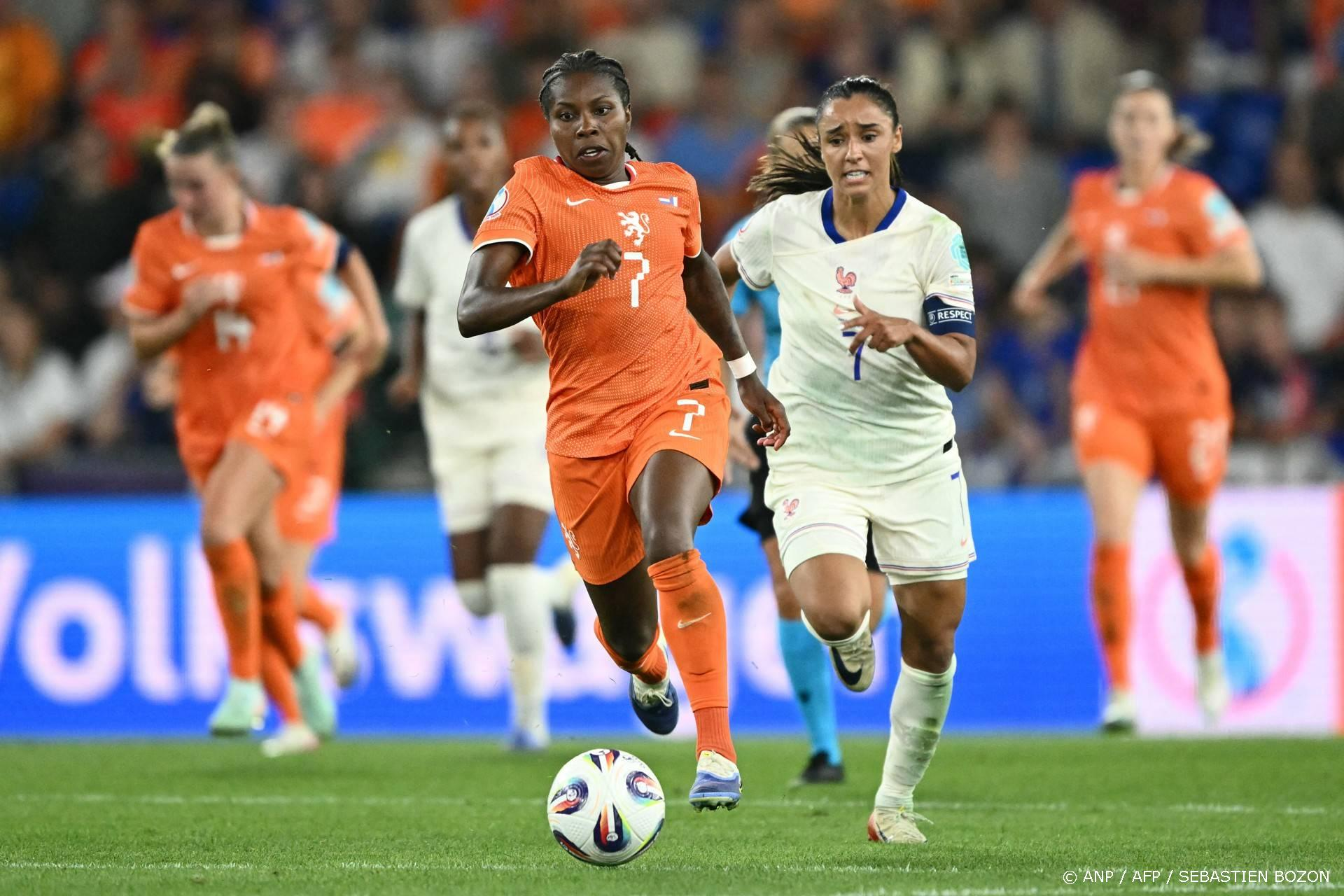UEFA wil grotere stadions vrouwenvoetbal na EK-record