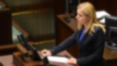 Joanna Schmidt wwiozła w bagażniku dwie osoby na teren Sejmu