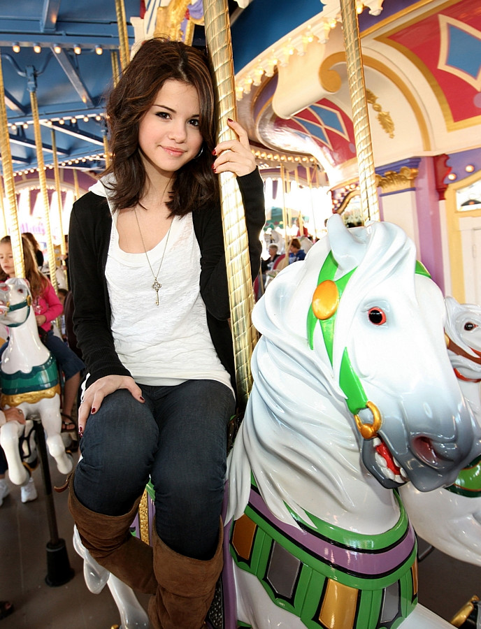 Selena Gomez (fot. BE&amp;W)