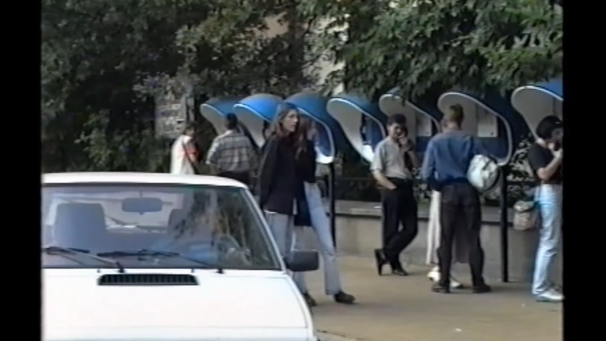 Duże fiaty, radzieckie trolejbusy, budki telefoniczne i rondo pod Bramą Krakowską. Dzisiaj takich rzeczy w Lublinie nie zobaczymy. Dawny student UMCS zamieścił w sieci nagrania z 1996 i 1997 roku, które pokazują jak wielką metamorfozę przeszło miasto w ciągu ostatnich 20 lat.