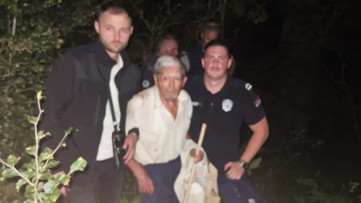Pripadnici Policijske stanice Surdulica spasili deku 