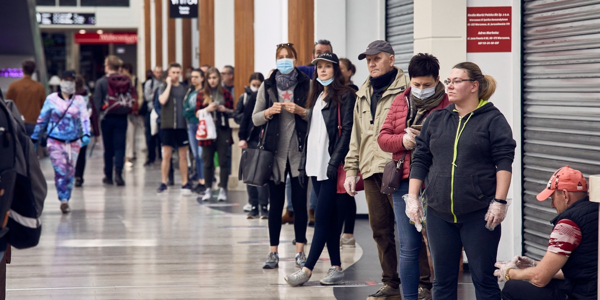 Obecna sytuacja, w której rząd ogłosił częściowe otwarcie galerii oznacza, że zaprzepaściliśmy trzy tygodnie negocjacji właścicieli centrów handlowych z najemcami - uważa Igor Klaja, prezes firmy OTCF - właściciela 4F.